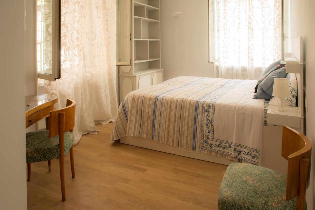 Brezza Marina Apartment Roma Ngoại thất bức ảnh