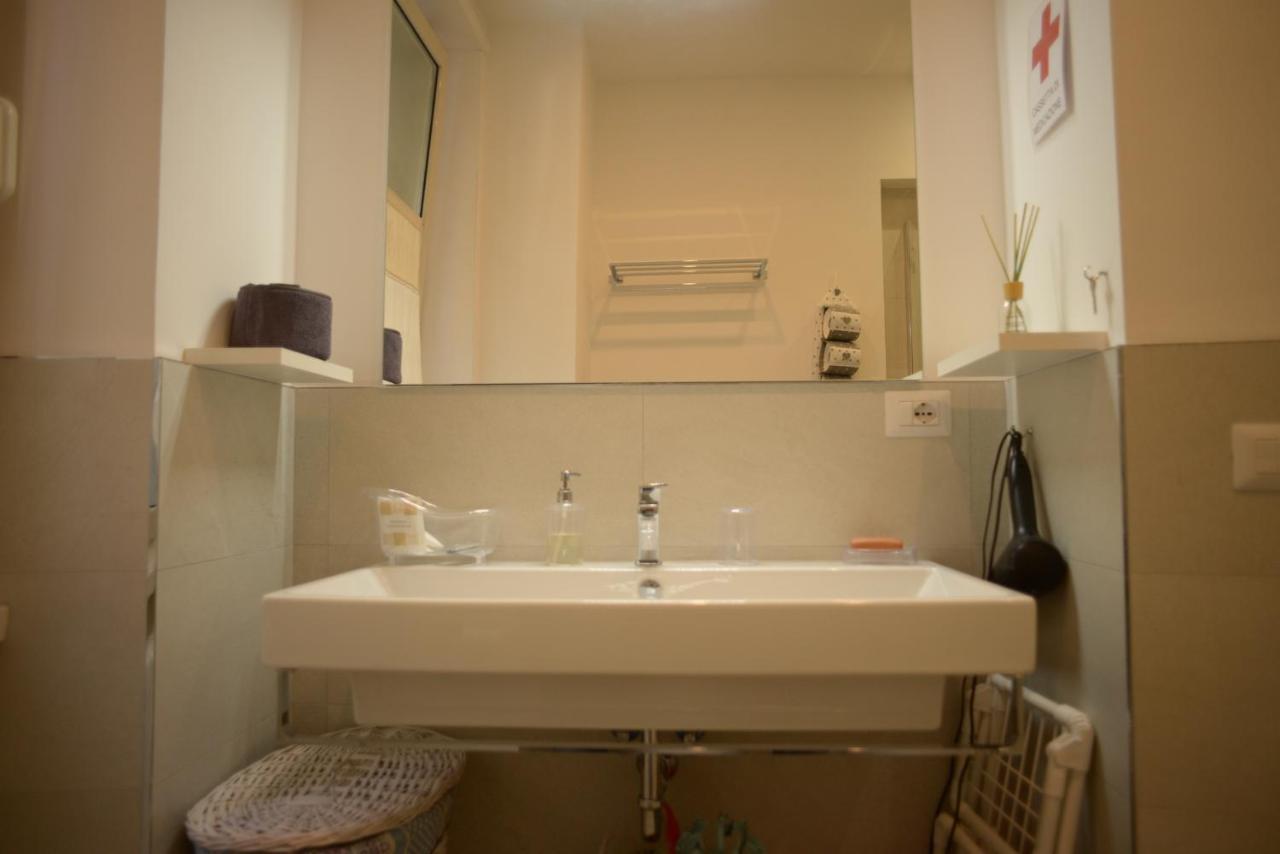 Brezza Marina Apartment Roma Ngoại thất bức ảnh