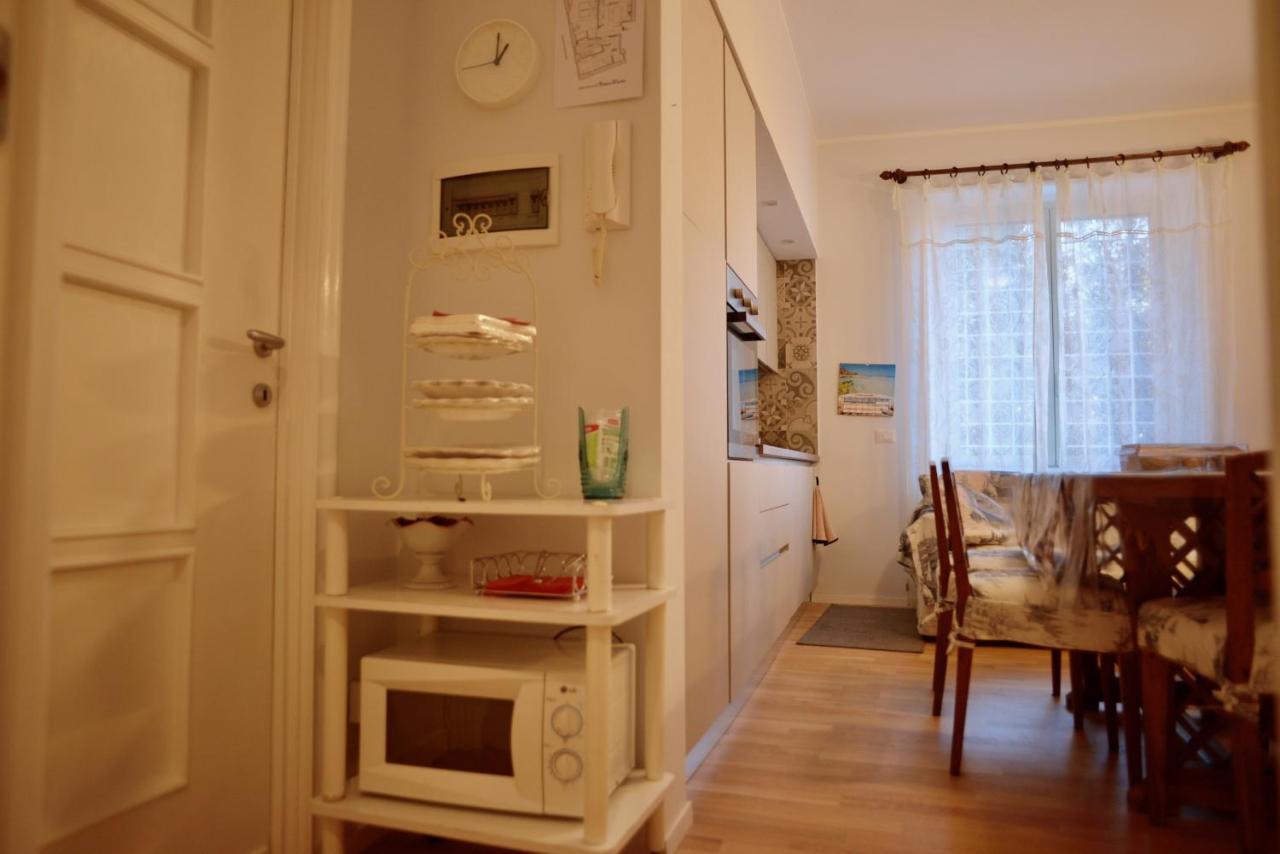 Brezza Marina Apartment Roma Ngoại thất bức ảnh